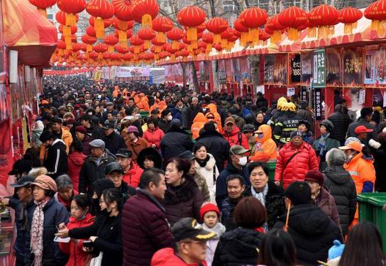 一年一度的萝卜元宵糖球大庙会开始了！